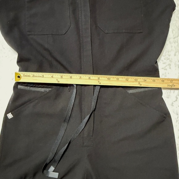 NWOT FIGS Rafaela Cargo Scrub Womens Black Jogger Jumpsuit Medical Nurse Size M - Picture 10 of 10